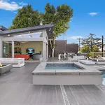Mulholland View