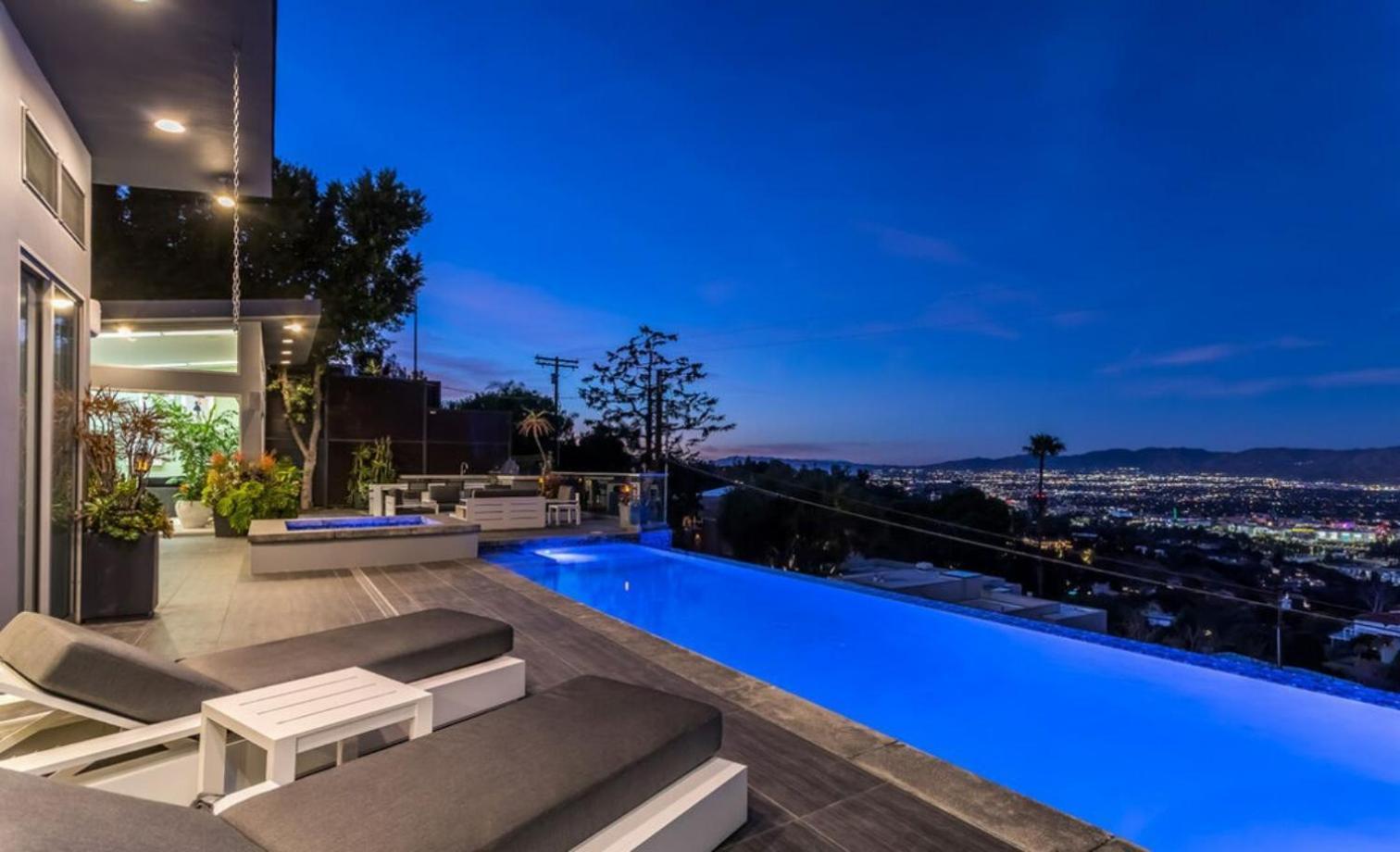 Apartment Mulholland View *