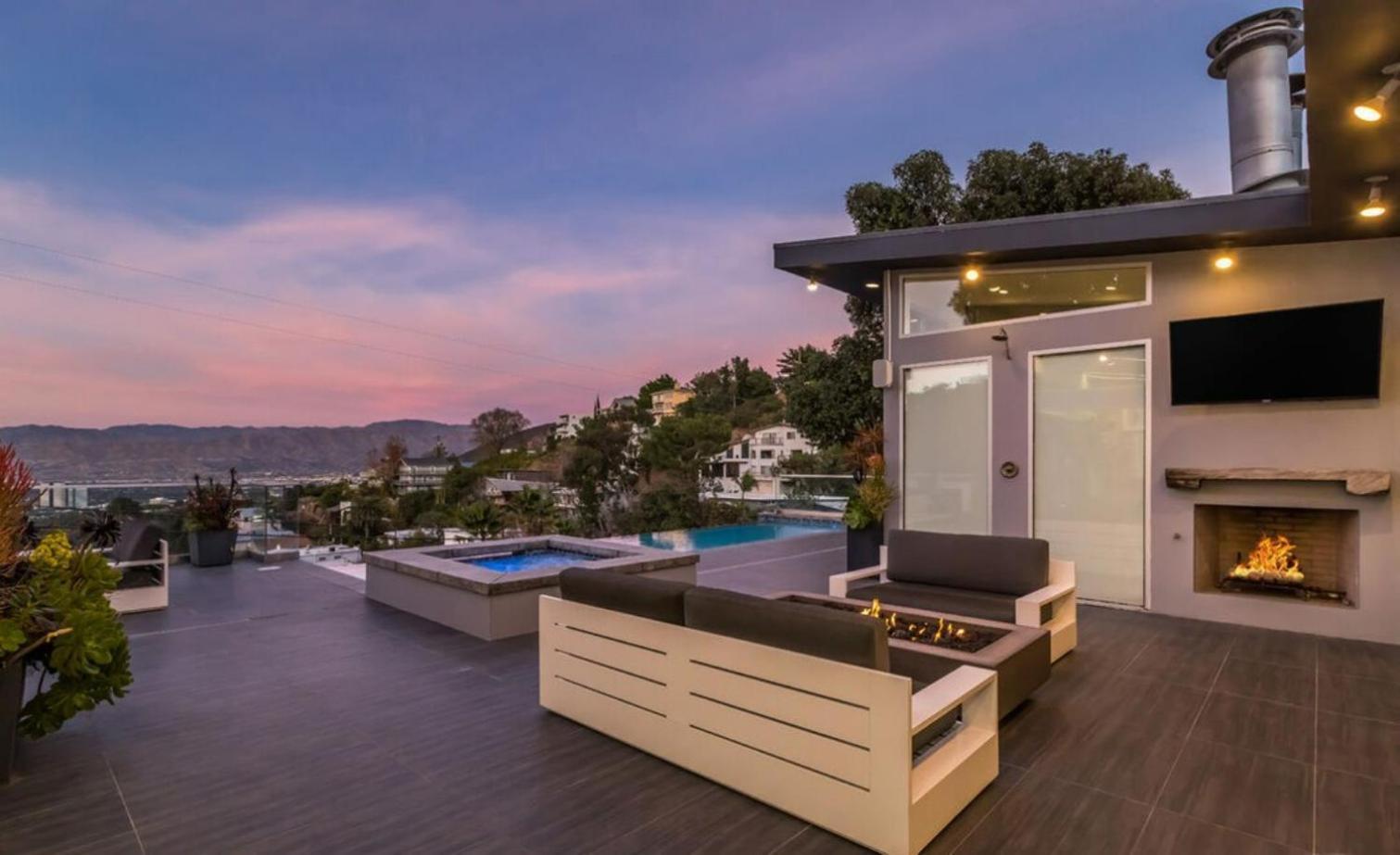 Mulholland View Apartment Los Angeles